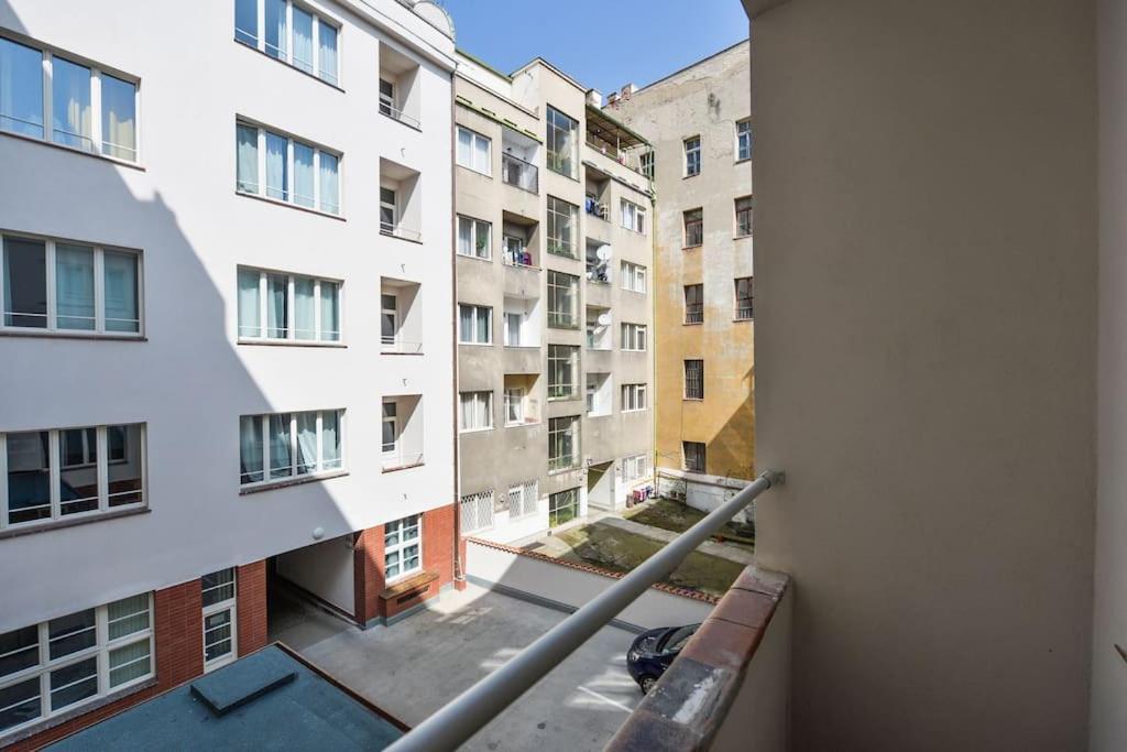 Oli Apartment Praga Zewnętrze zdjęcie